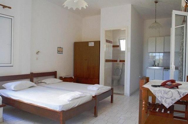 Amfitrion Hotel Vári Rom bilde