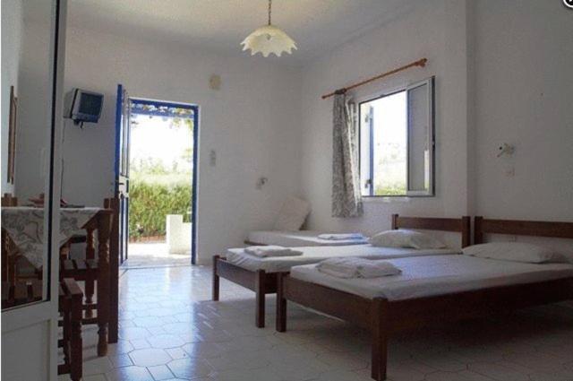 Amfitrion Hotel Vári Rom bilde