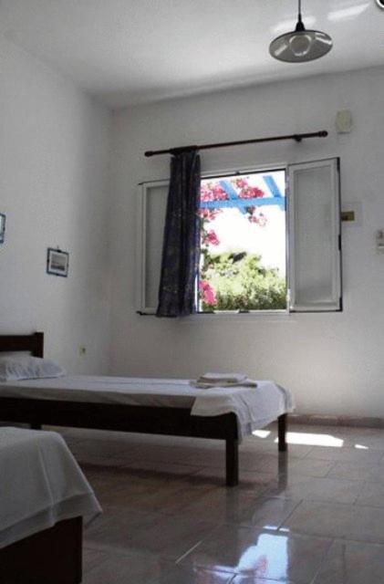 Amfitrion Hotel Vári Rom bilde